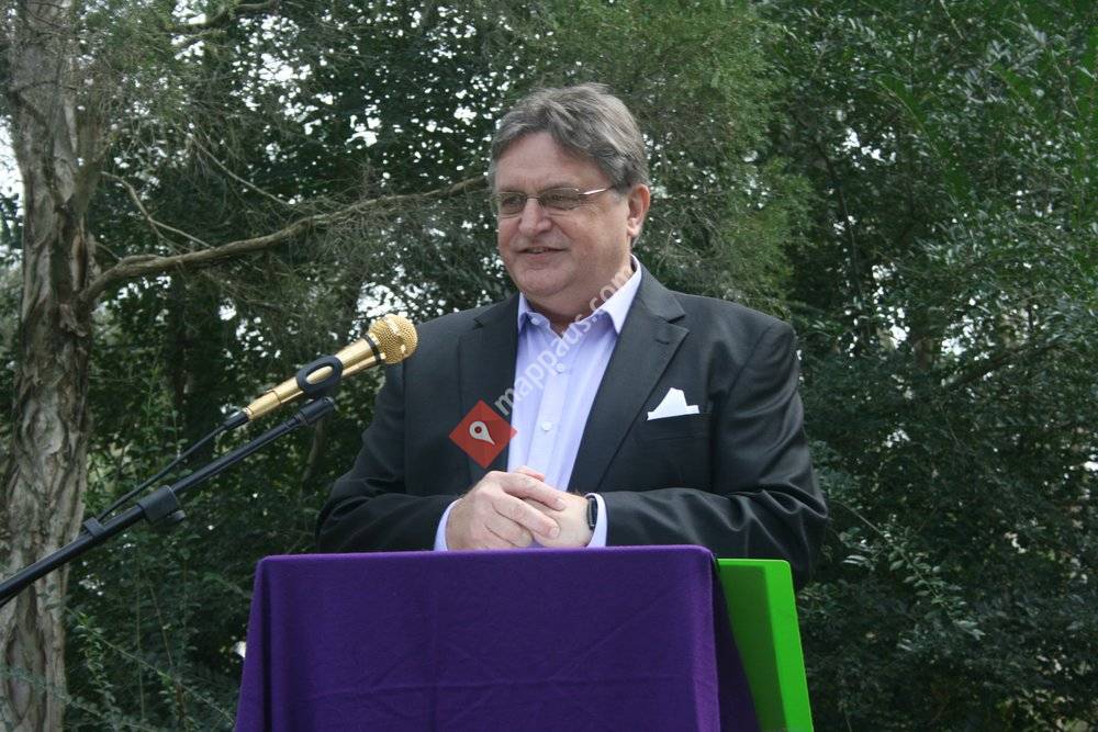 A Life Celebrant - Lou Szymkow