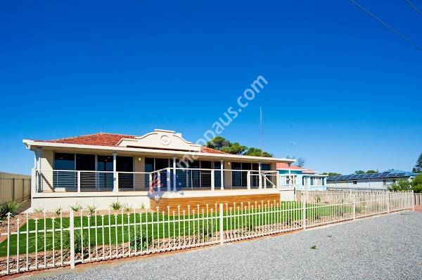 Al Mare Apartments