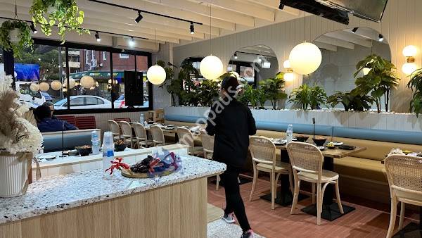 Al Tazah Charcoal Chicken - Regents Park
