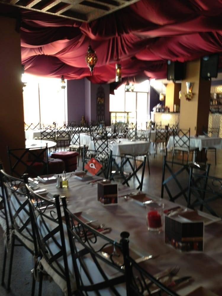 Arabian Lounge