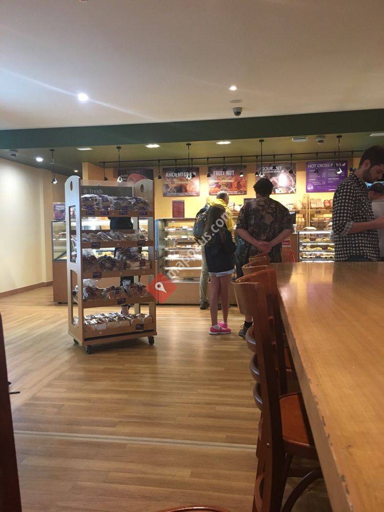 Banjo's Bakery And Cafe