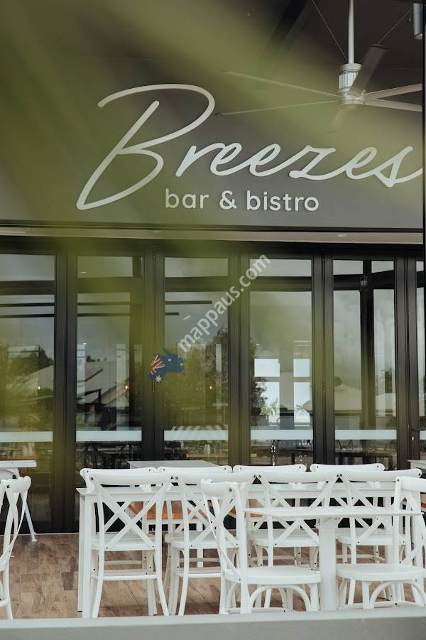 Breezes Bar & Bistro