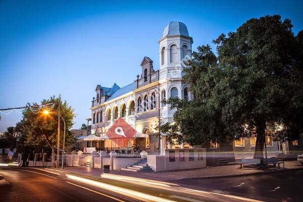 Broken Hill Hotel