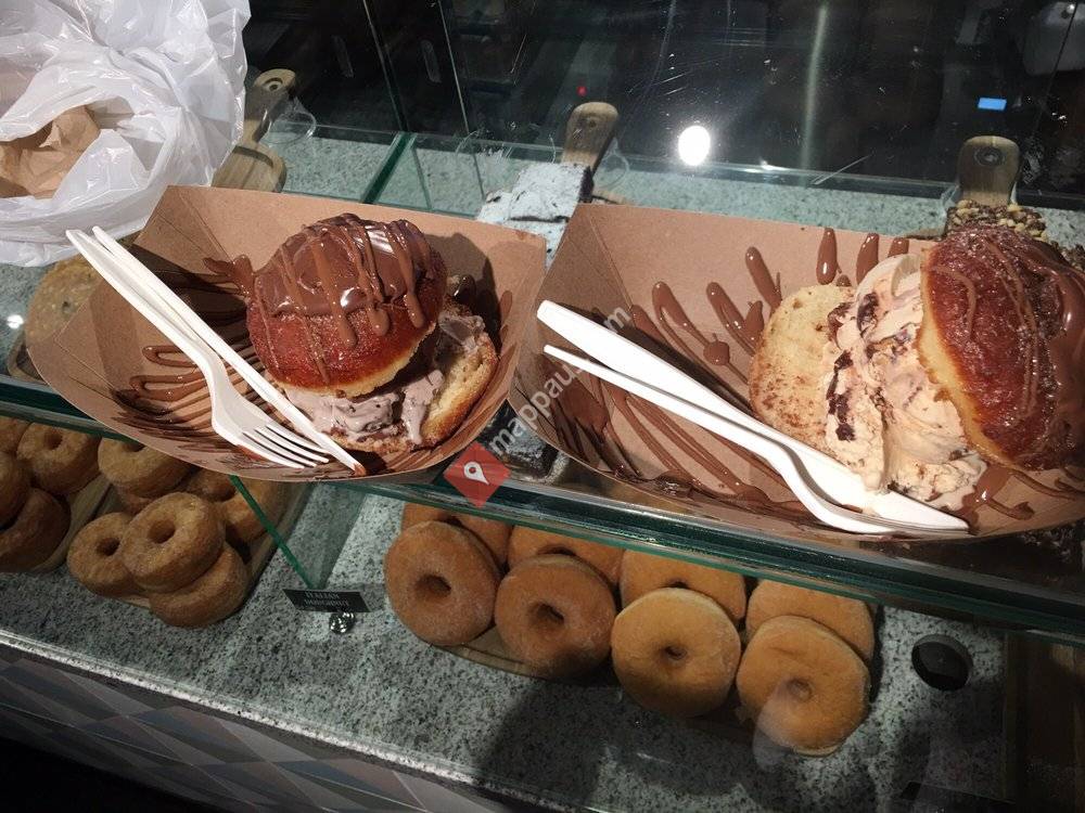 C9 Chocolate & Gelato