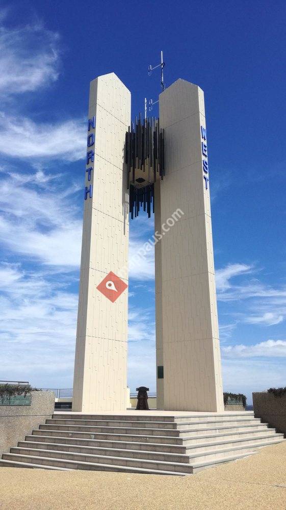 Captain Cook Memorial & Lighthouse