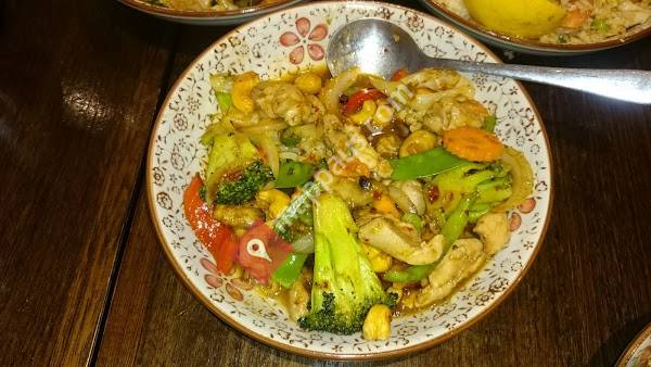 Clover Thai & Japanese Restaurant