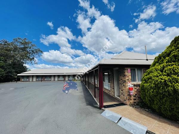 Crows Nest Motel