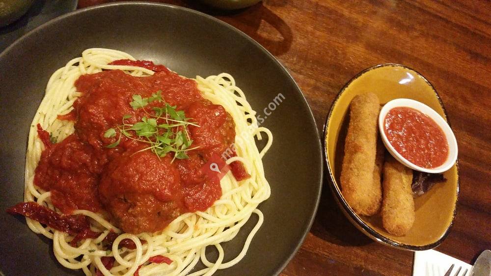D to D Cafe Restaurant