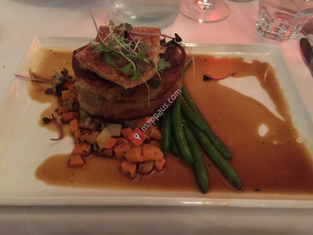 Domanis Cafe Restaurant Bar