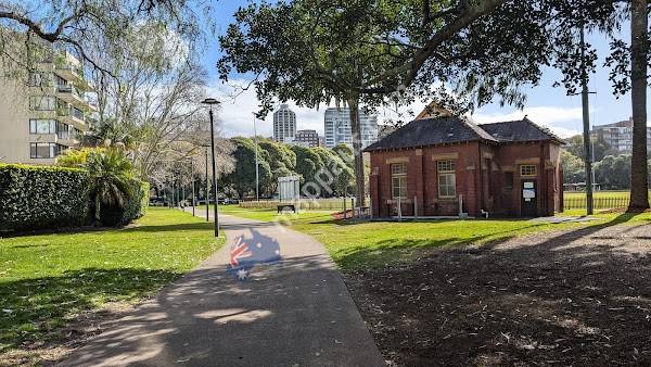 Edgecliff Train Station