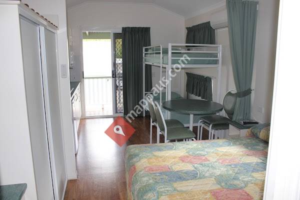 Emerald Cabin & Caravan Village
