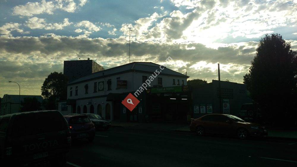Flanagans Irish Pub
