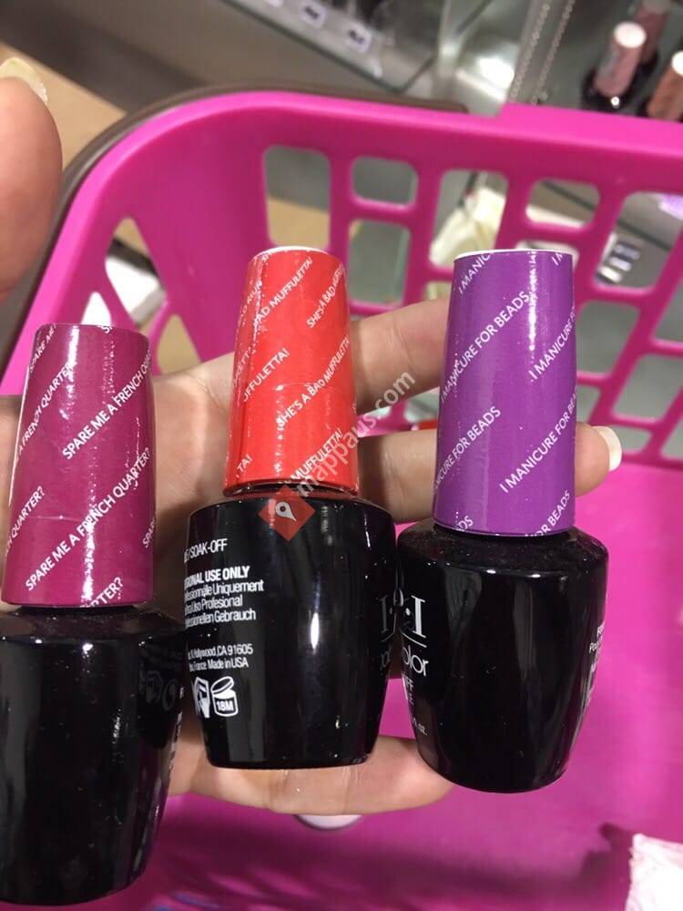 Golden Nails Care