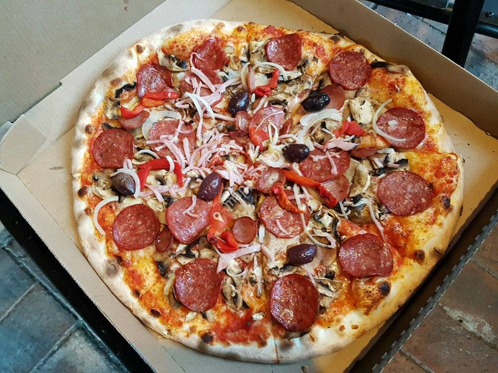 Heat Woodfire Pizza Bar Batehaven