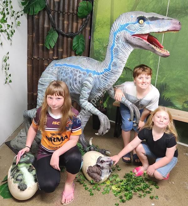 Hologram Zoo