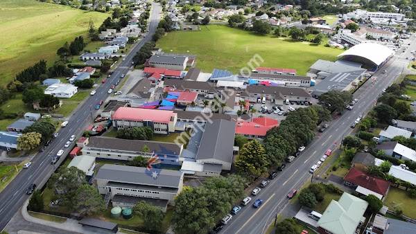 Kaitaia College
