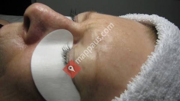 Lashes on Lashes extend your beauty