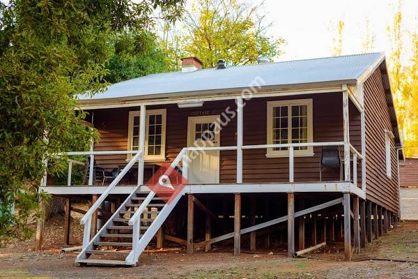 Lewana Cottages