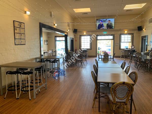 Main Beach Pavilion Café