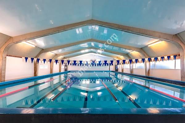 McMillan's Aquatic Centre (MAC's)