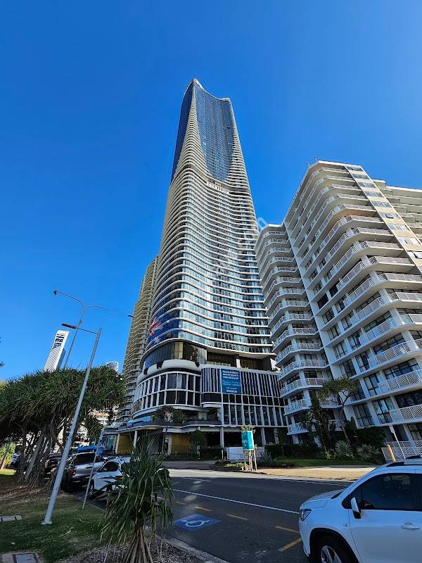 Meriton Suites Surfers Paradise