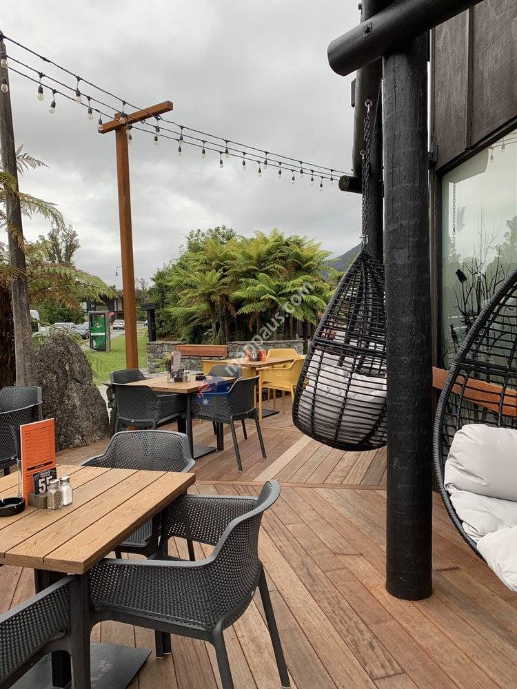 Monsoon Bar & Restaurant