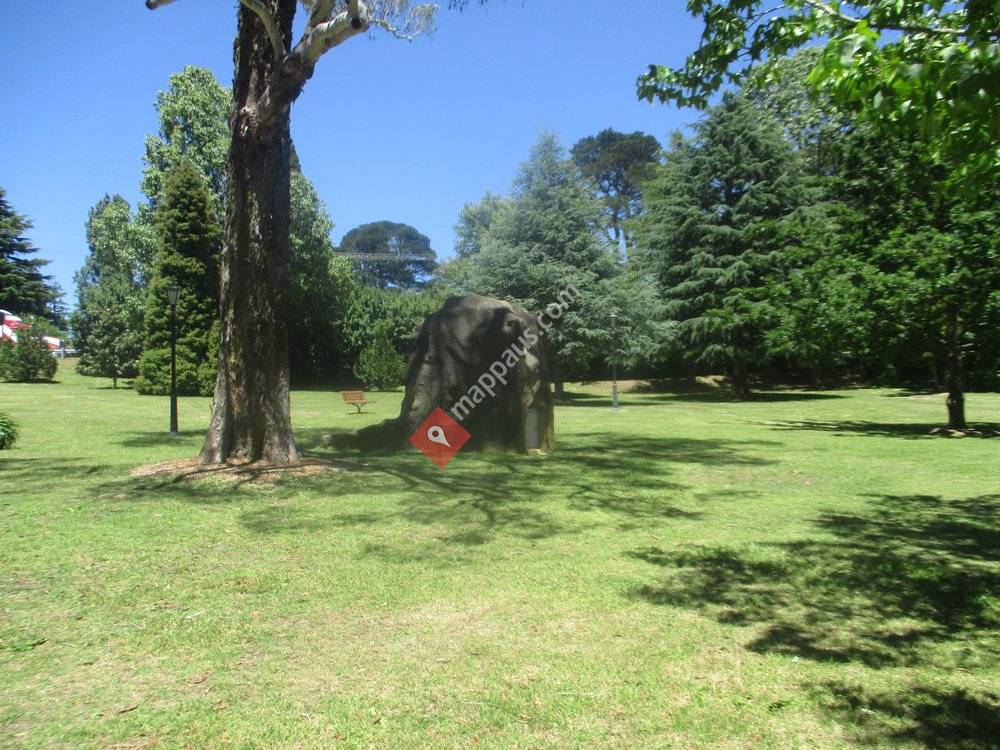 Mount Victoria Memorial Park