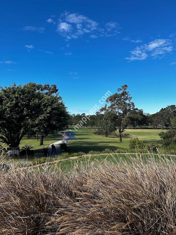 Mount Warren Park Golf Club