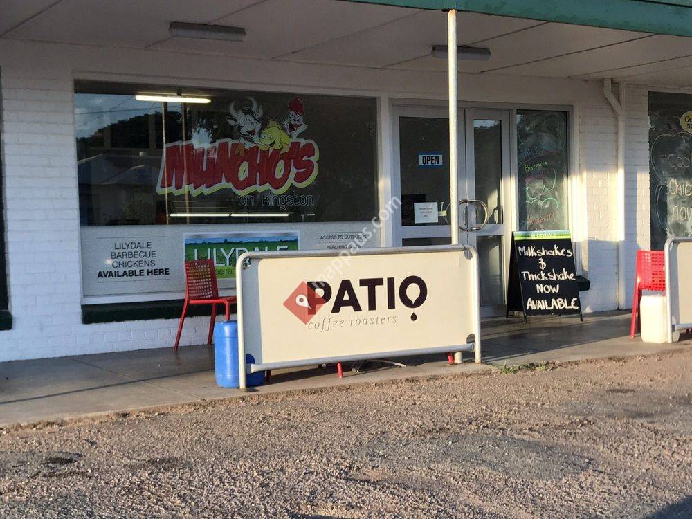 Muncho's on Kingston