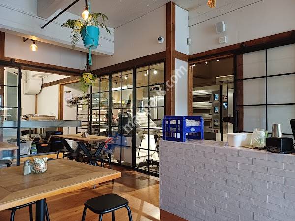 Olde Beach Bakery Paekakariki