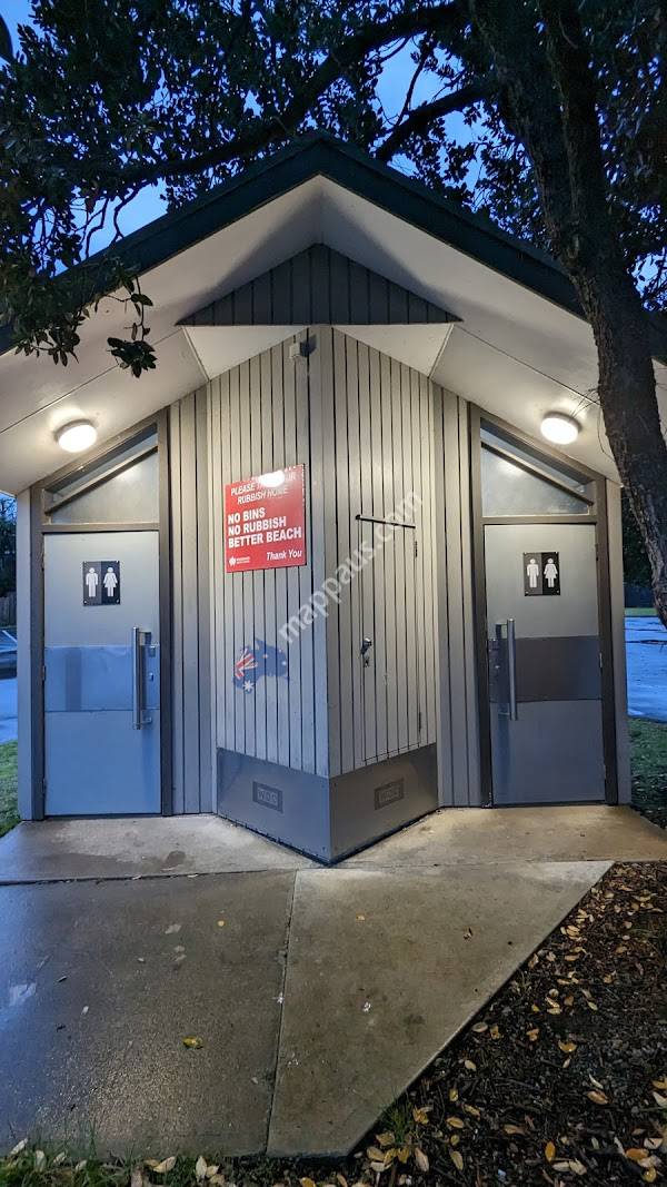 One Tree Point Public Toilets