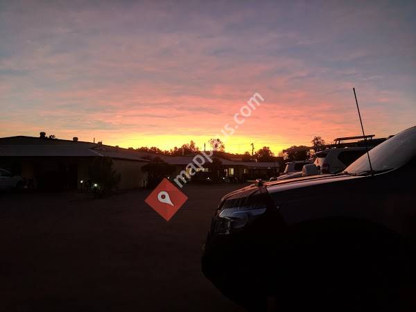 Outback Motel
