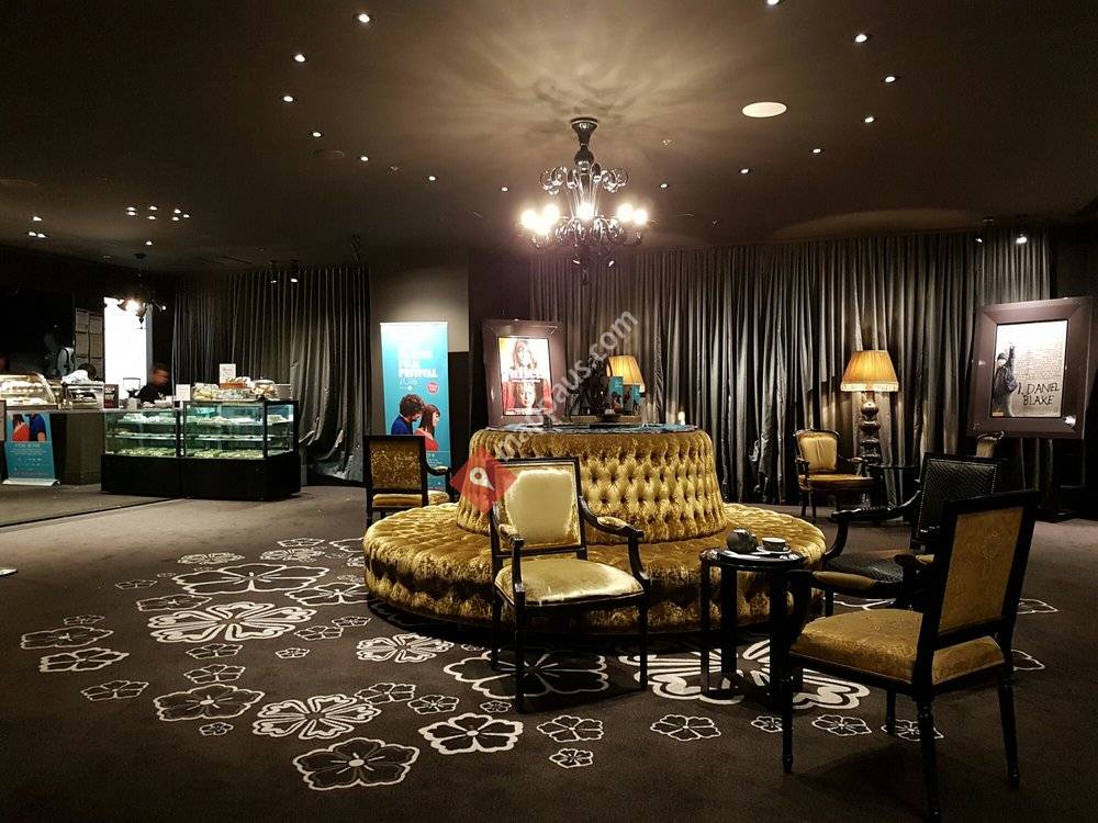 Palace Cinema Como