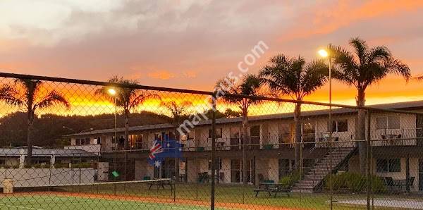 Palm Pacific Resort & Motel