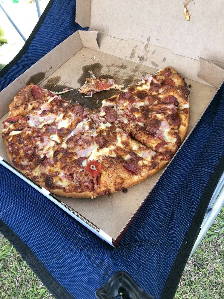 Pizza And Ribs On The Run