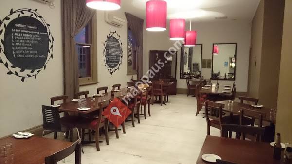 Prince Albert Hotel