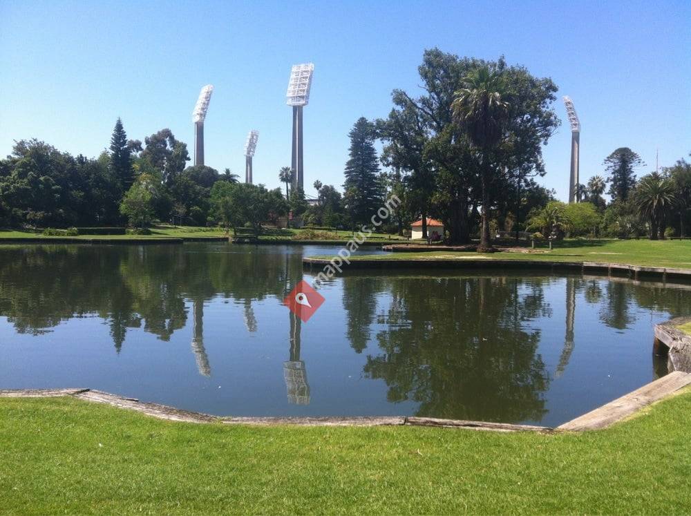 Queen's Gardens
