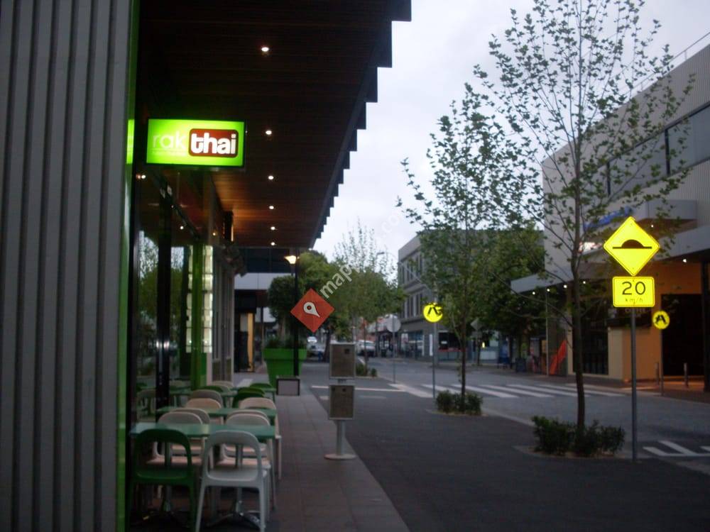 Rak Thai