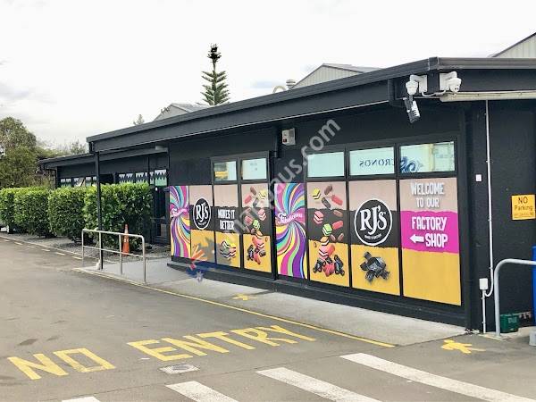 RJ's Confectionery