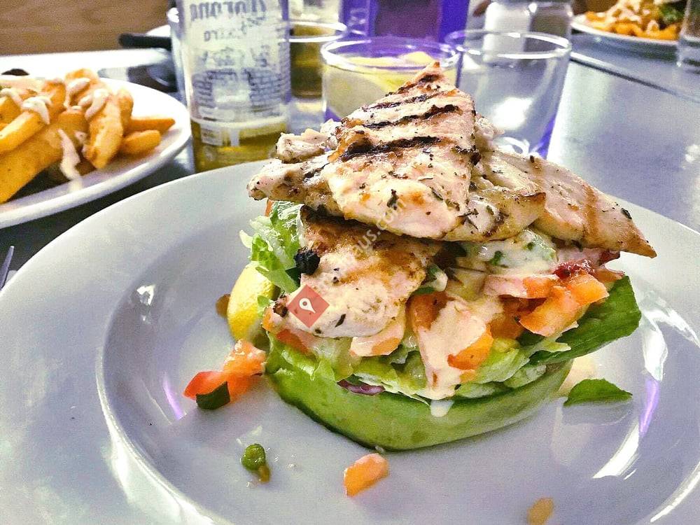 Sporties Cafe And Restaurant