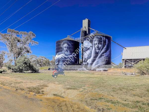 St Arnaud Silo Art