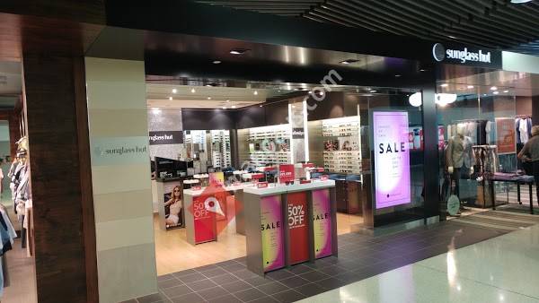 Sunglass Hut