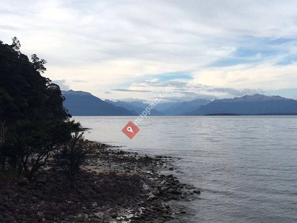 Te Anau Glowworm Caves