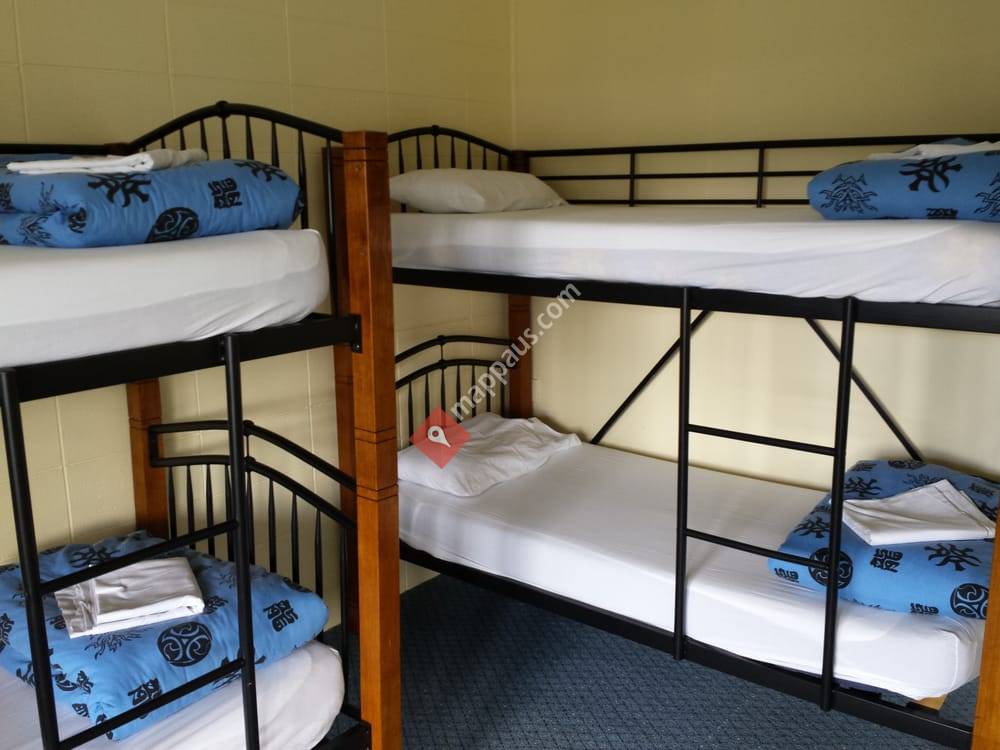 Te Anau Lakefront Backpackers