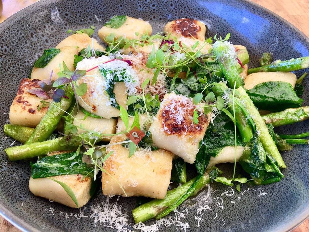 Tea Gardens Boatshed