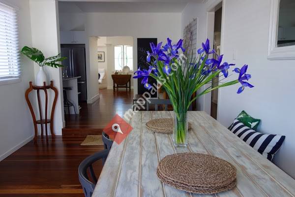 The Lighthouse - 3 Bedroom, 1.5 Bathroom, Garden