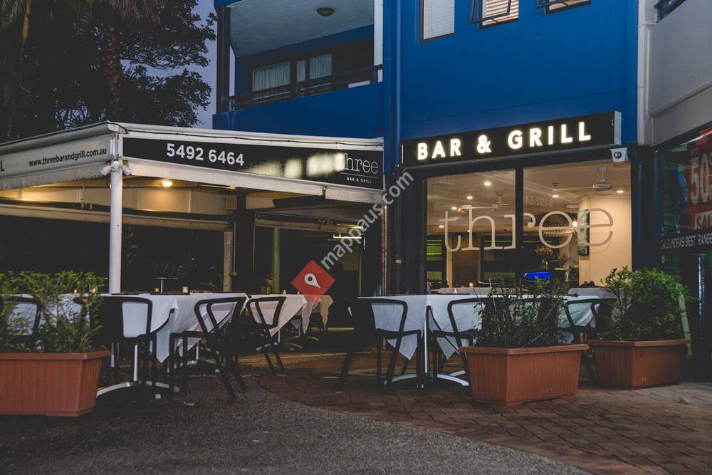 Three Bar and Grill