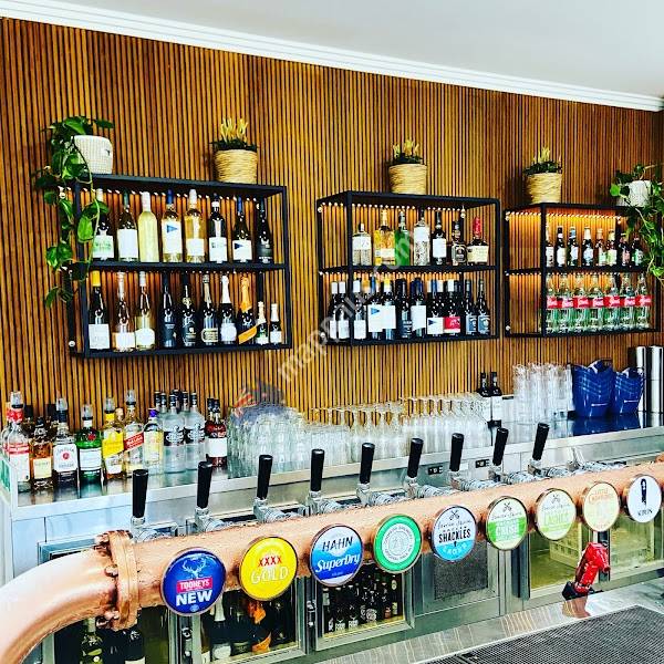 Trojan's Restaurant & Sports Bar