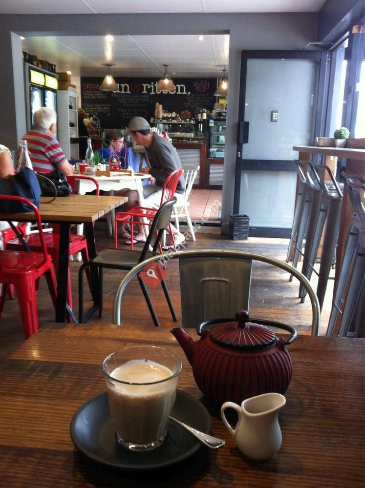 Unwritten Bookshop Cafe