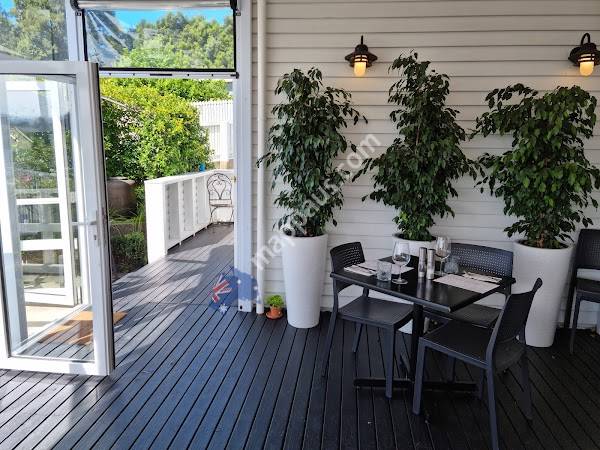 White House Te Puna